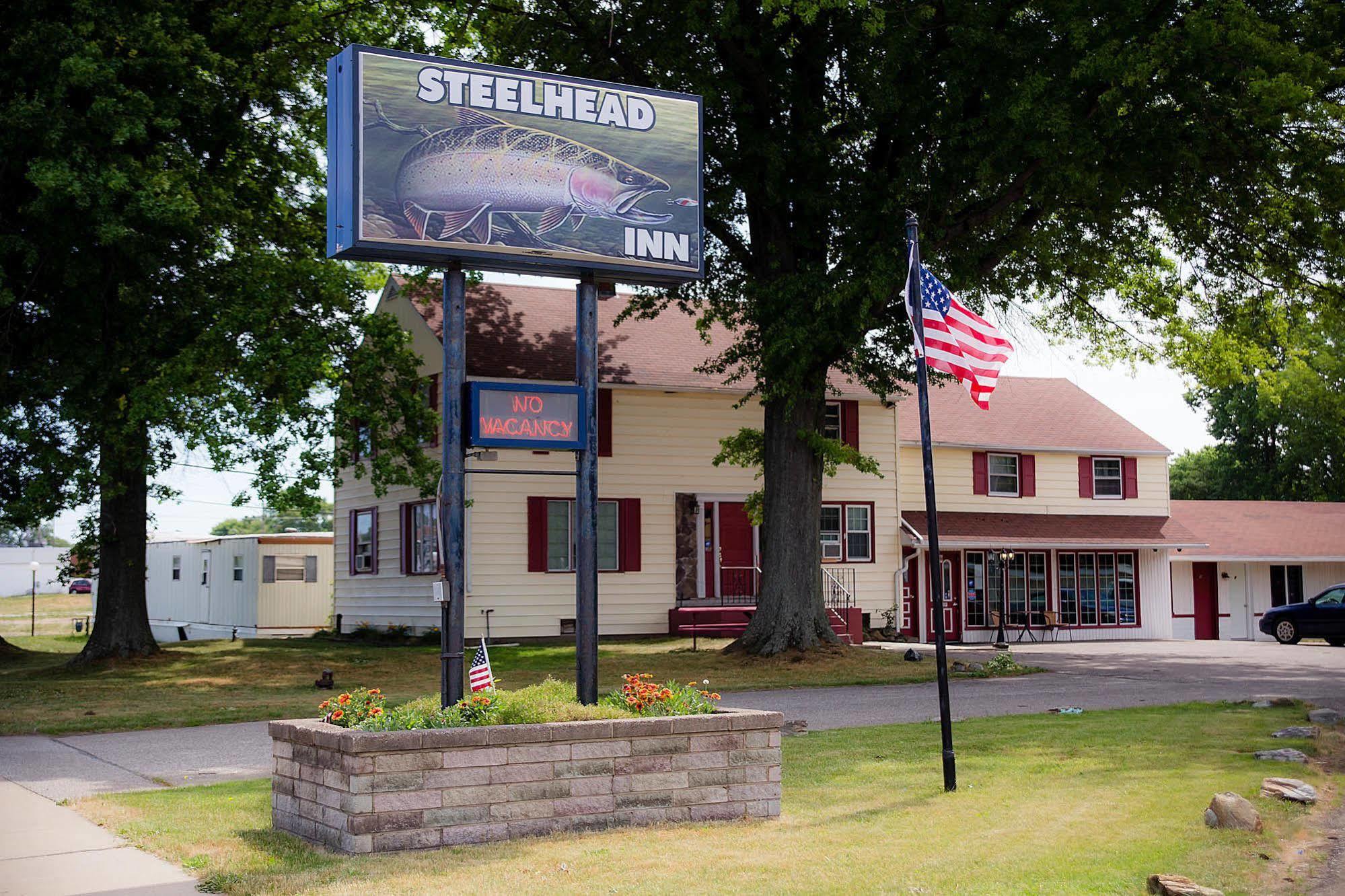 Steelhead Inn Erie Exteriör bild